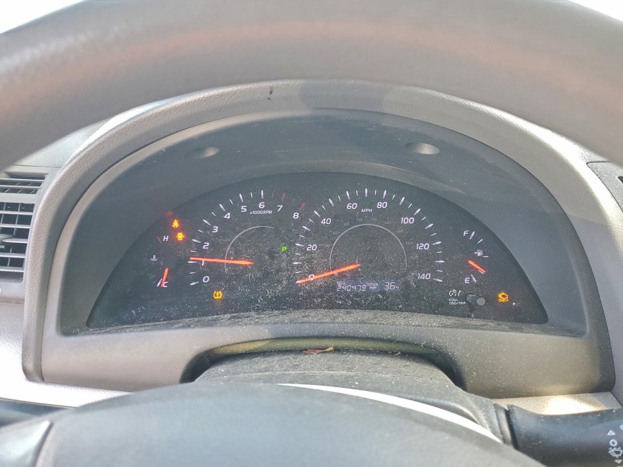 2011 TOYOTA CAMRY BASE photo 9