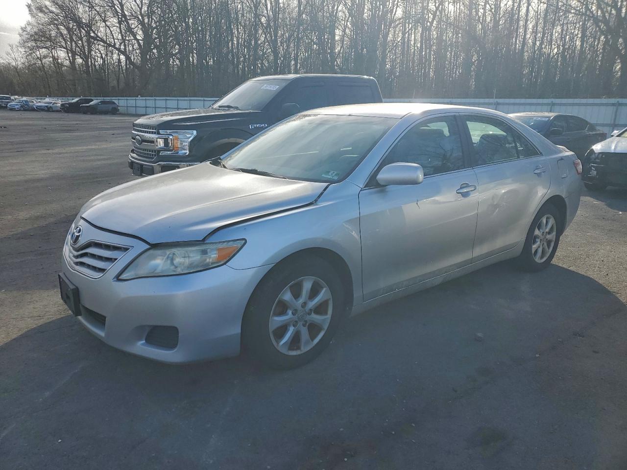 2011 TOYOTA CAMRY