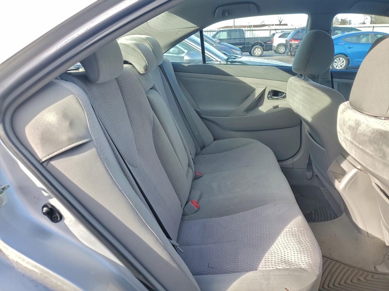 2011 TOYOTA CAMRY BASE photo 10