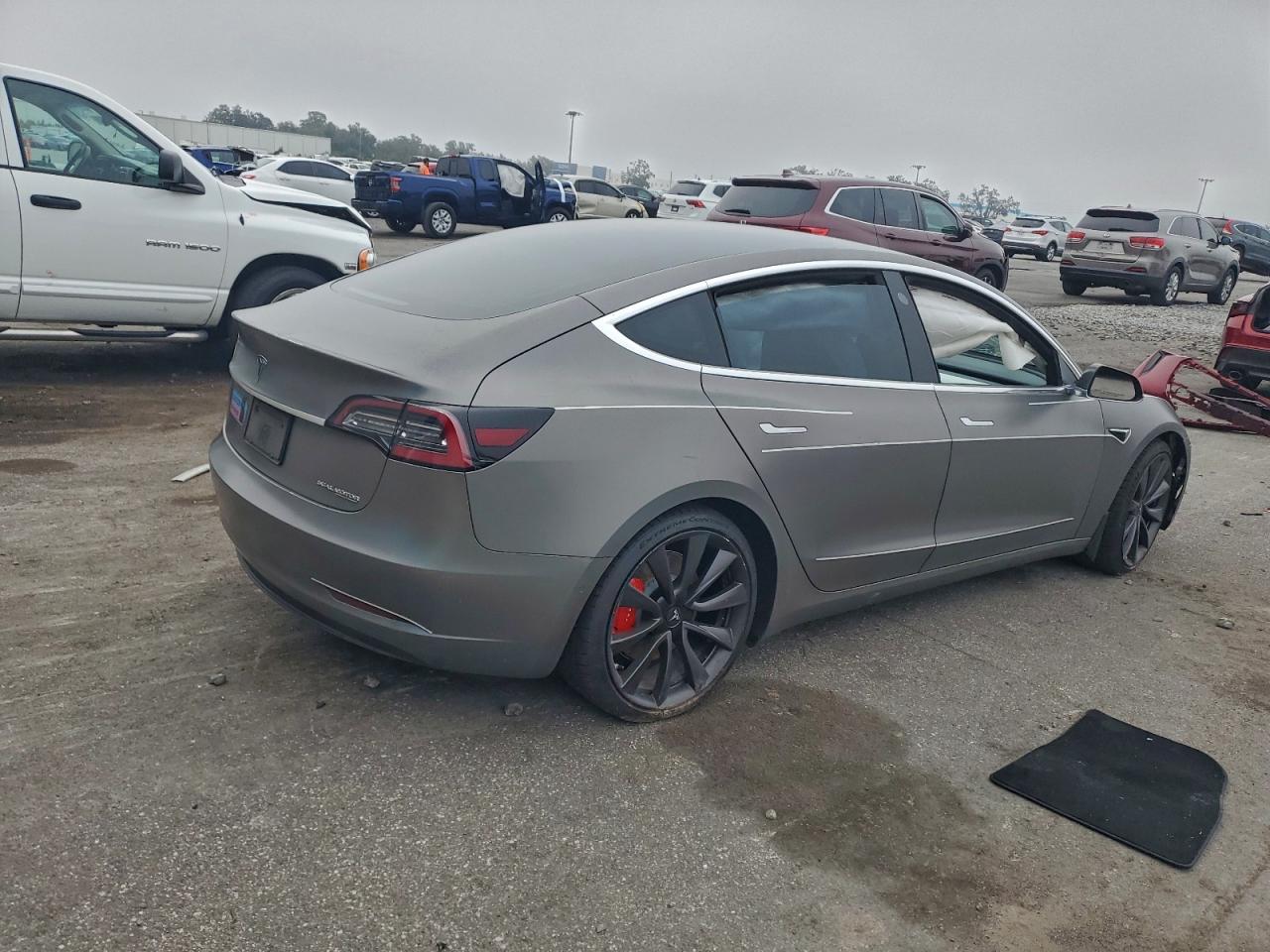 2020 TESLA MODEL 3 photo 3