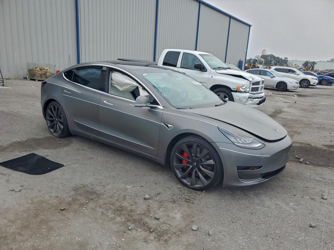 2020 TESLA MODEL 3 photo 4