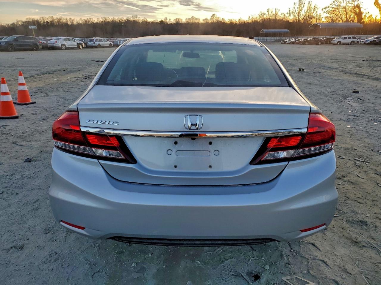 2013 HONDA CIVIC LX photo 6