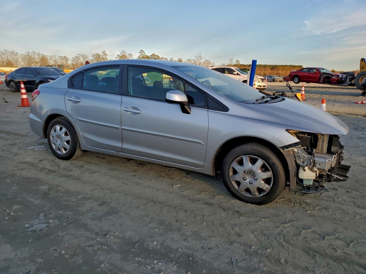 2013 HONDA CIVIC LX photo 4