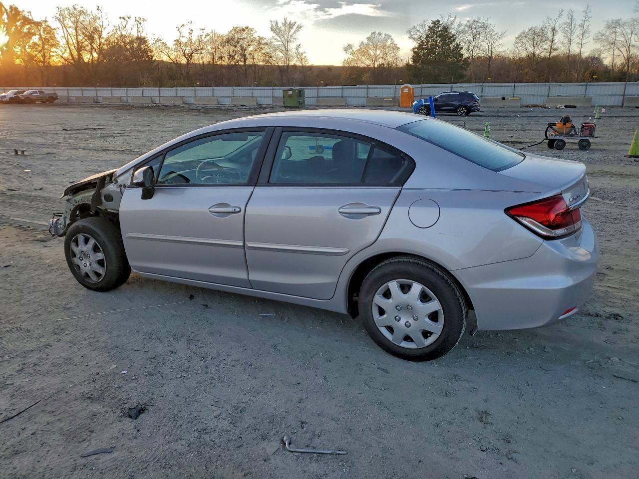 2013 HONDA CIVIC LX photo 2