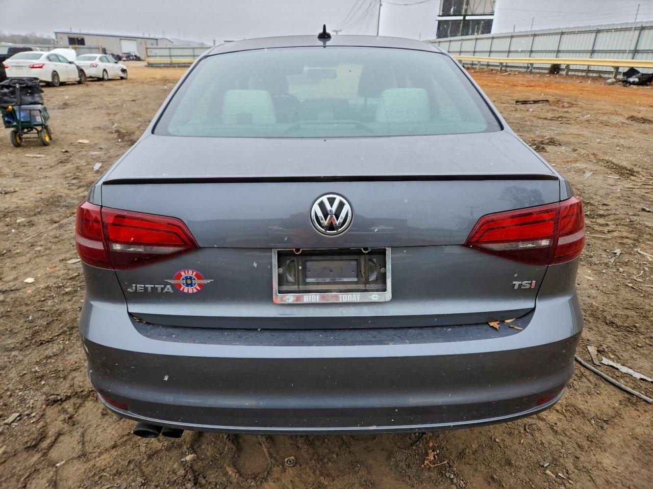 2016 VOLKSWAGEN JETTA SPORT photo 6