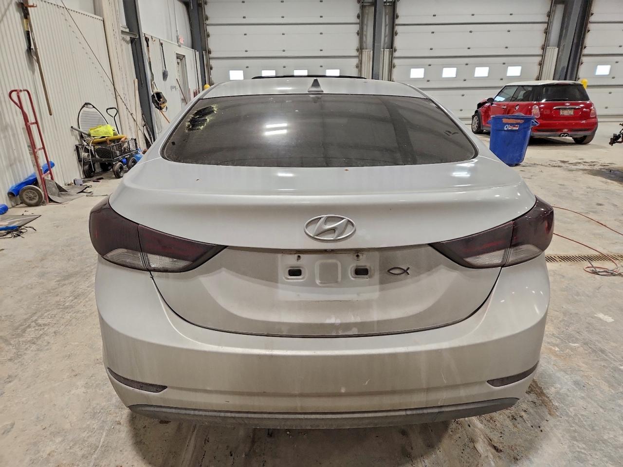 2014 HYUNDAI ELANTRA SE photo 6