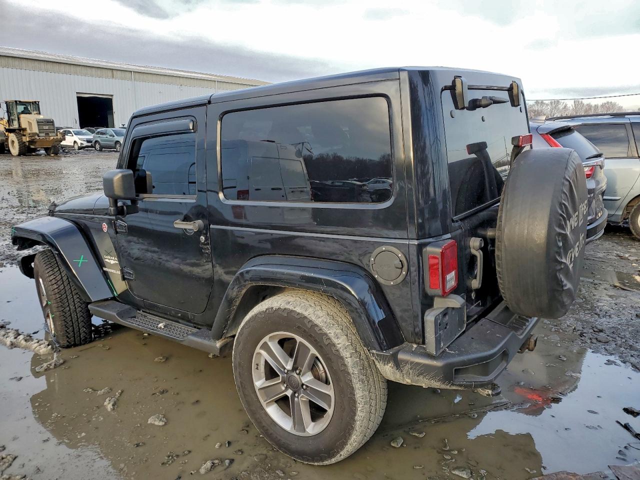 2011 JEEP WRANGLER SAHARA photo 2