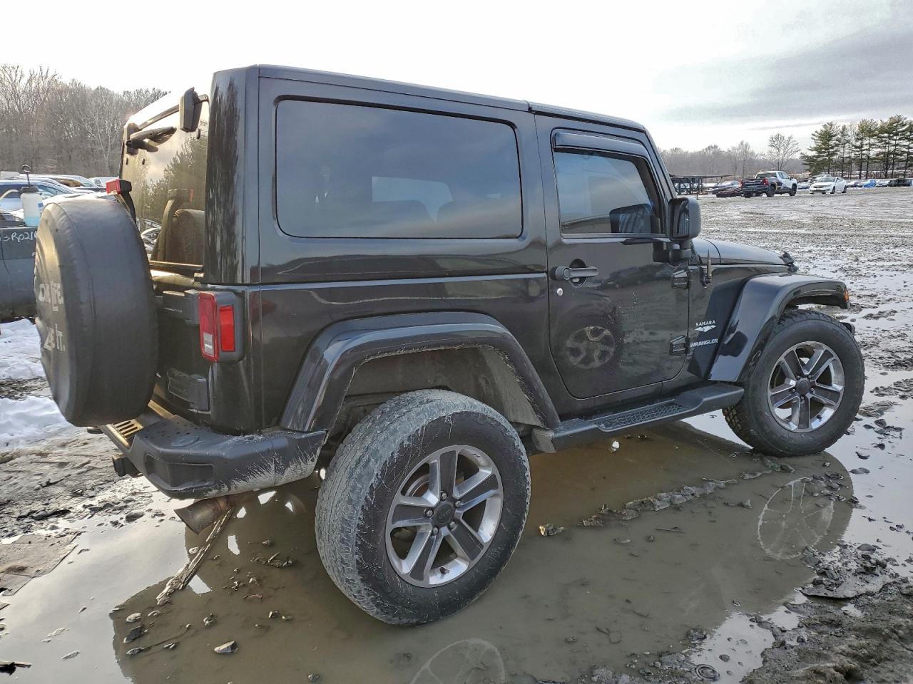 2011 JEEP WRANGLER SAHARA photo 3