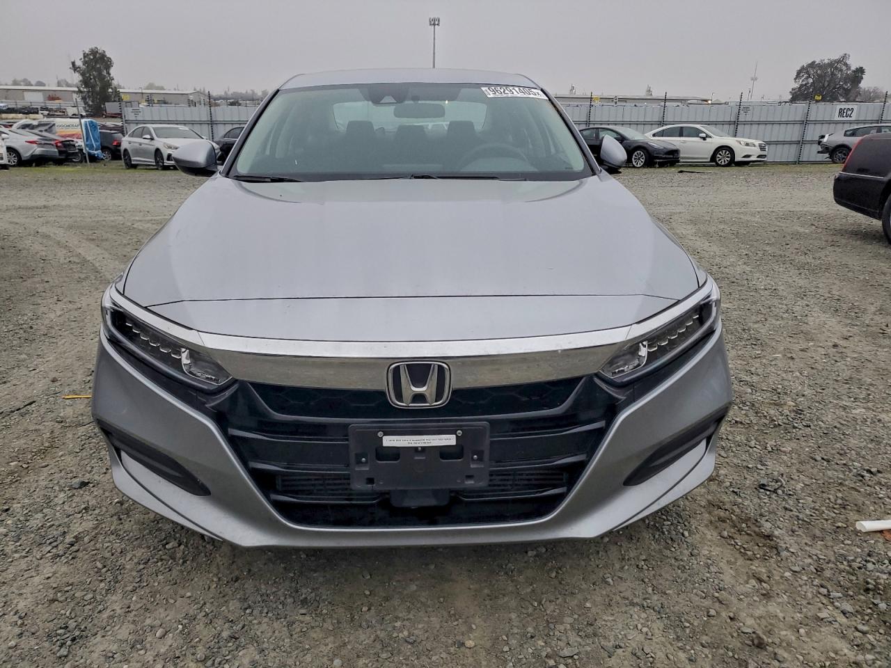 2018 HONDA ACCORD LX photo 9