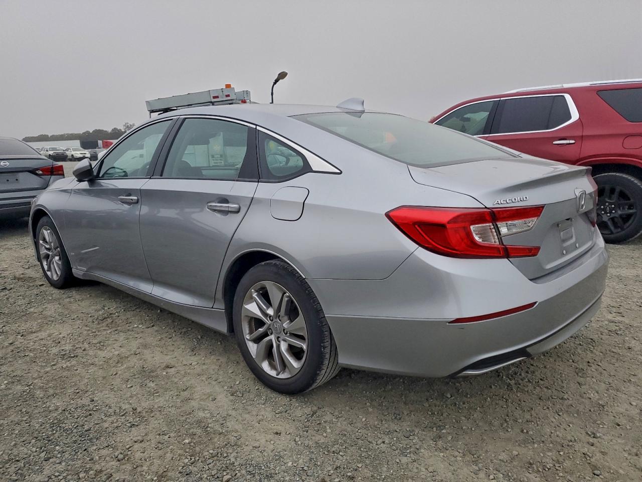 2018 HONDA ACCORD LX photo 3