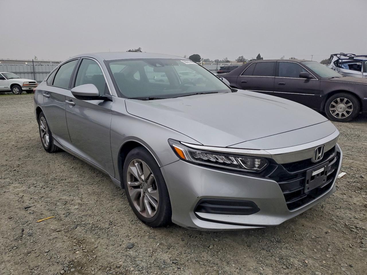 2018 HONDA ACCORD LX photo 7