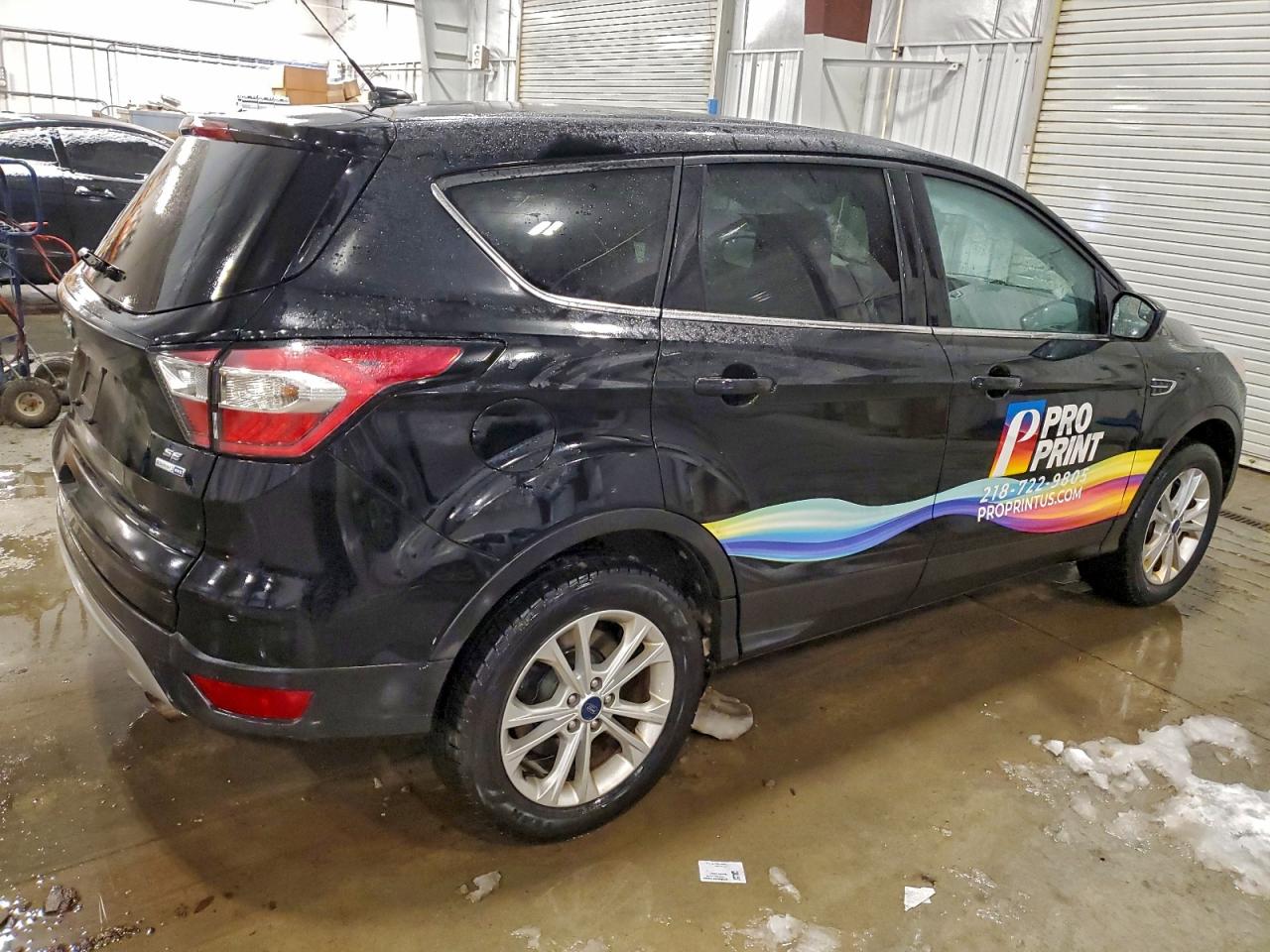 2017 FORD ESCAPE SE photo 3