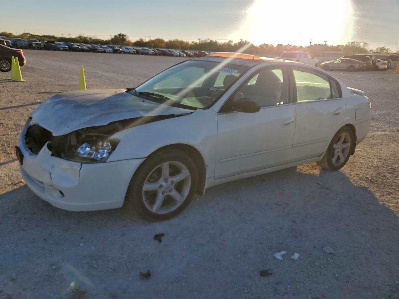 2006 NISSAN ALTIMA SE — FRONT END damage — photo 1
