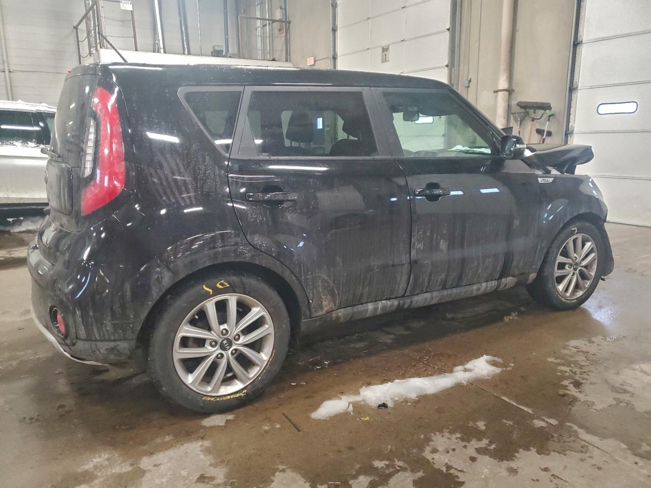 2017 KIA SOUL + photo 3