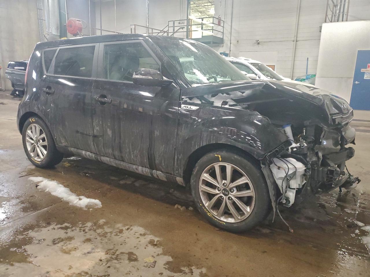 2017 KIA SOUL + photo 4