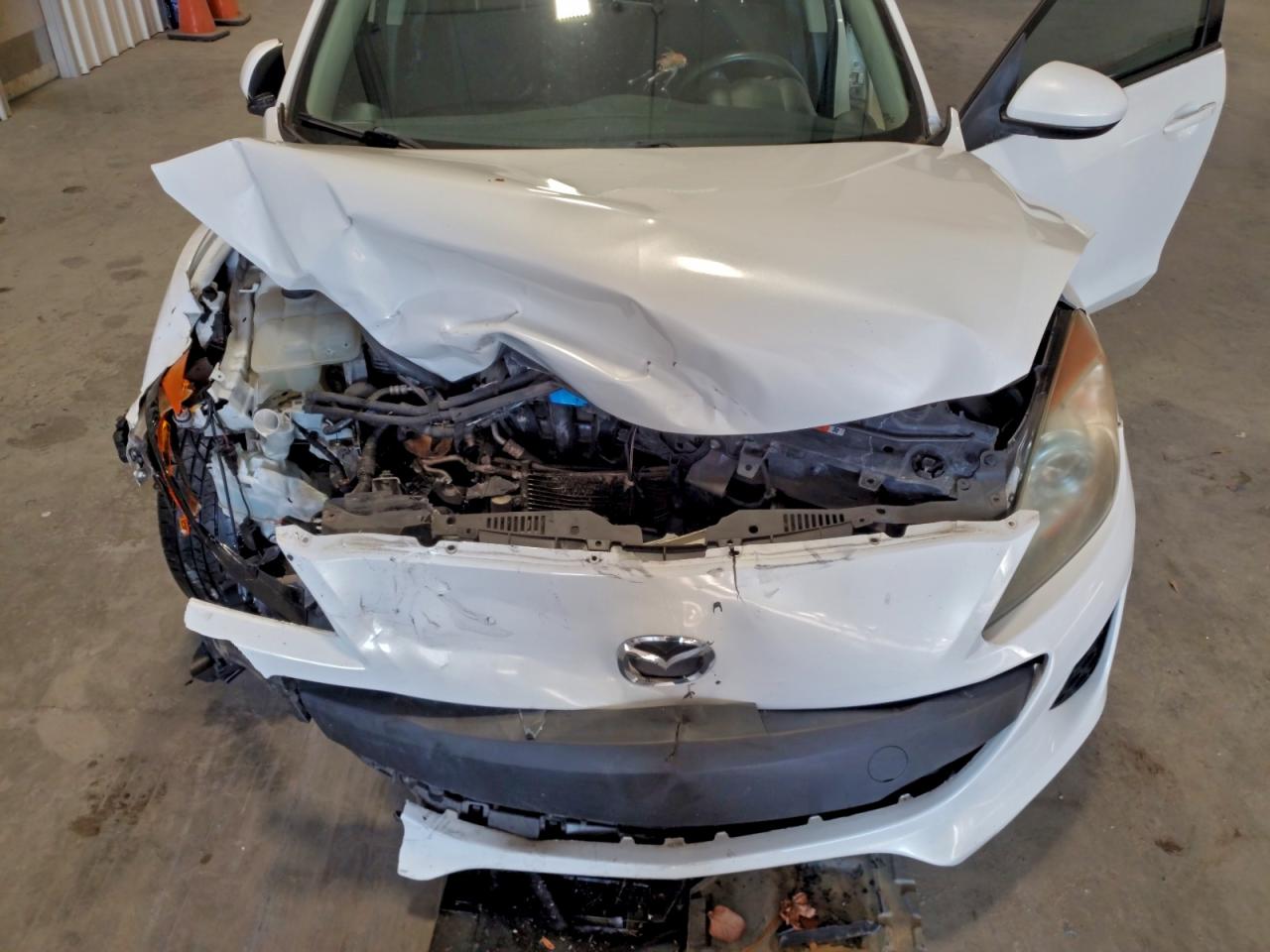 2013 MAZDA 3 I photo 11