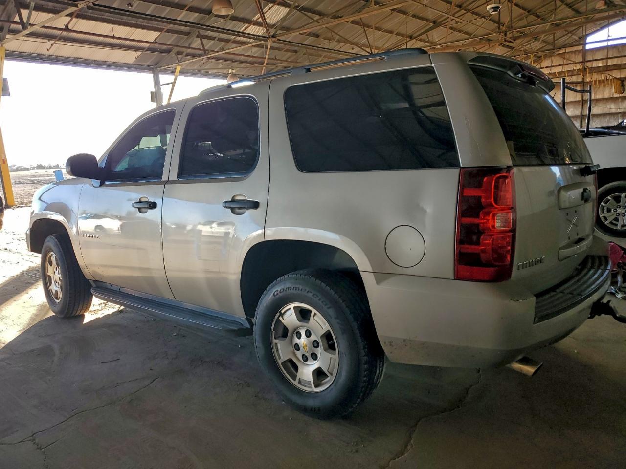 2009 CHEVROLET TAHOE K1500 LS photo 2
