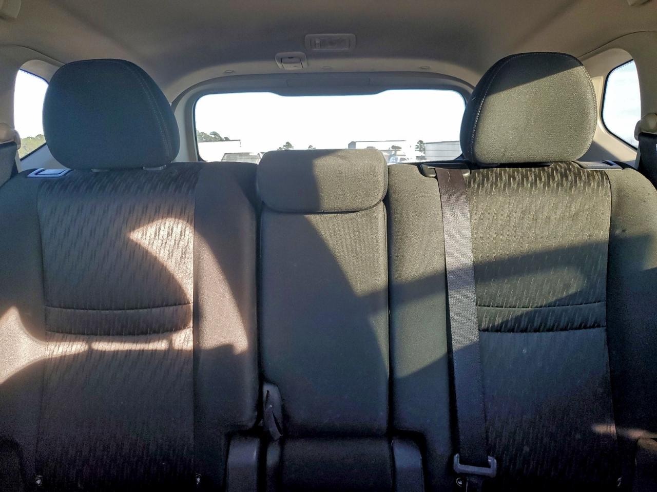 2019 NISSAN ROGUE S photo 10