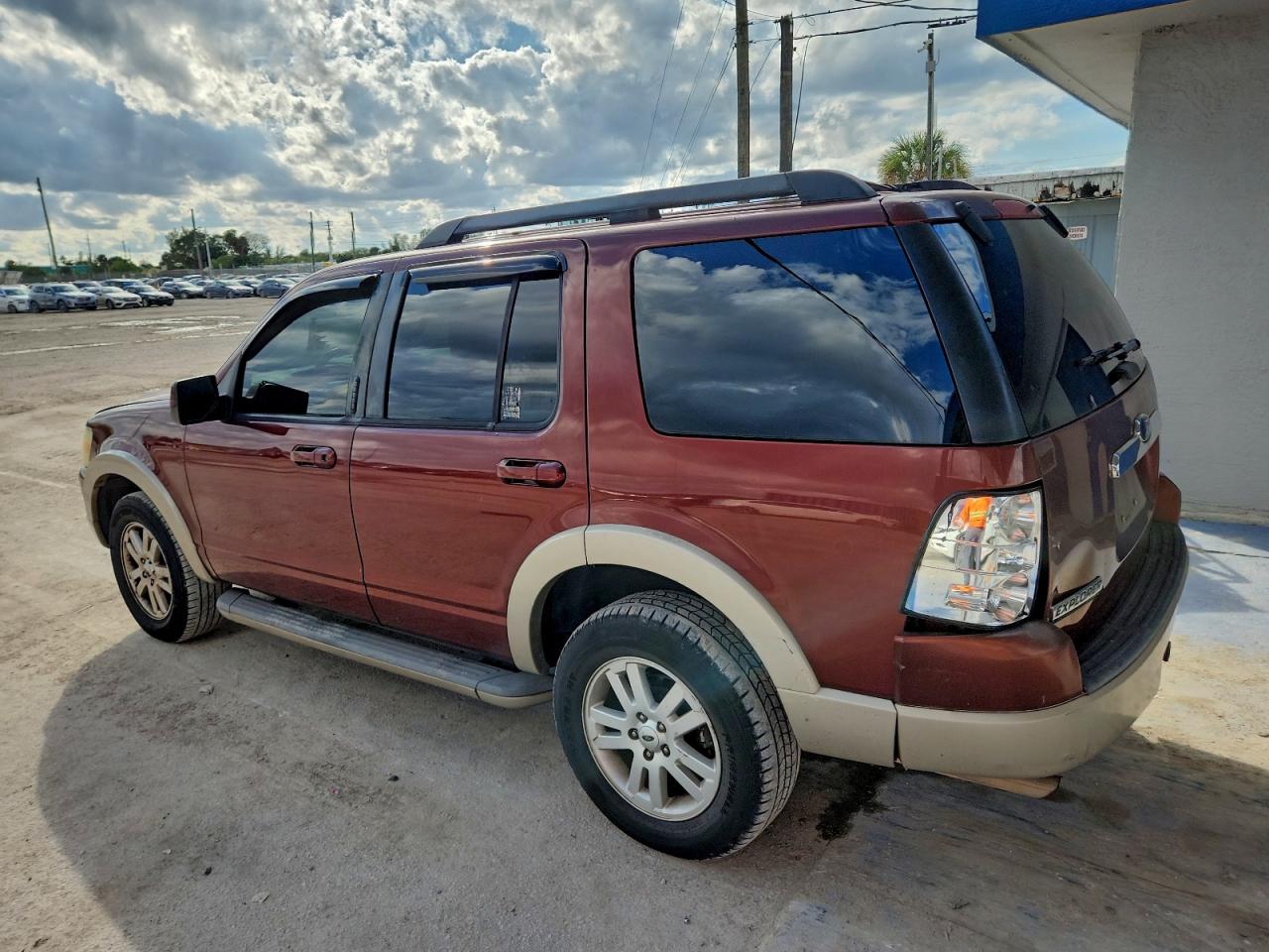 2009 FORD EXPLORER EDDIE BAUER photo 2