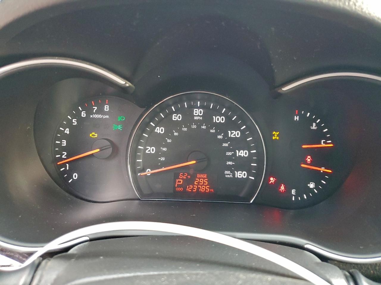 2015 KIA SORENTO LX photo 9