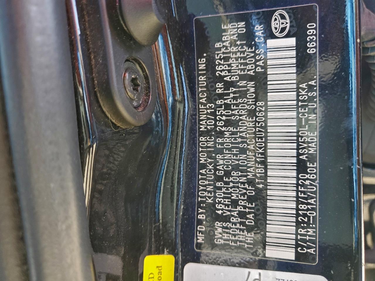 2014 TOYOTA CAMRY L photo 12