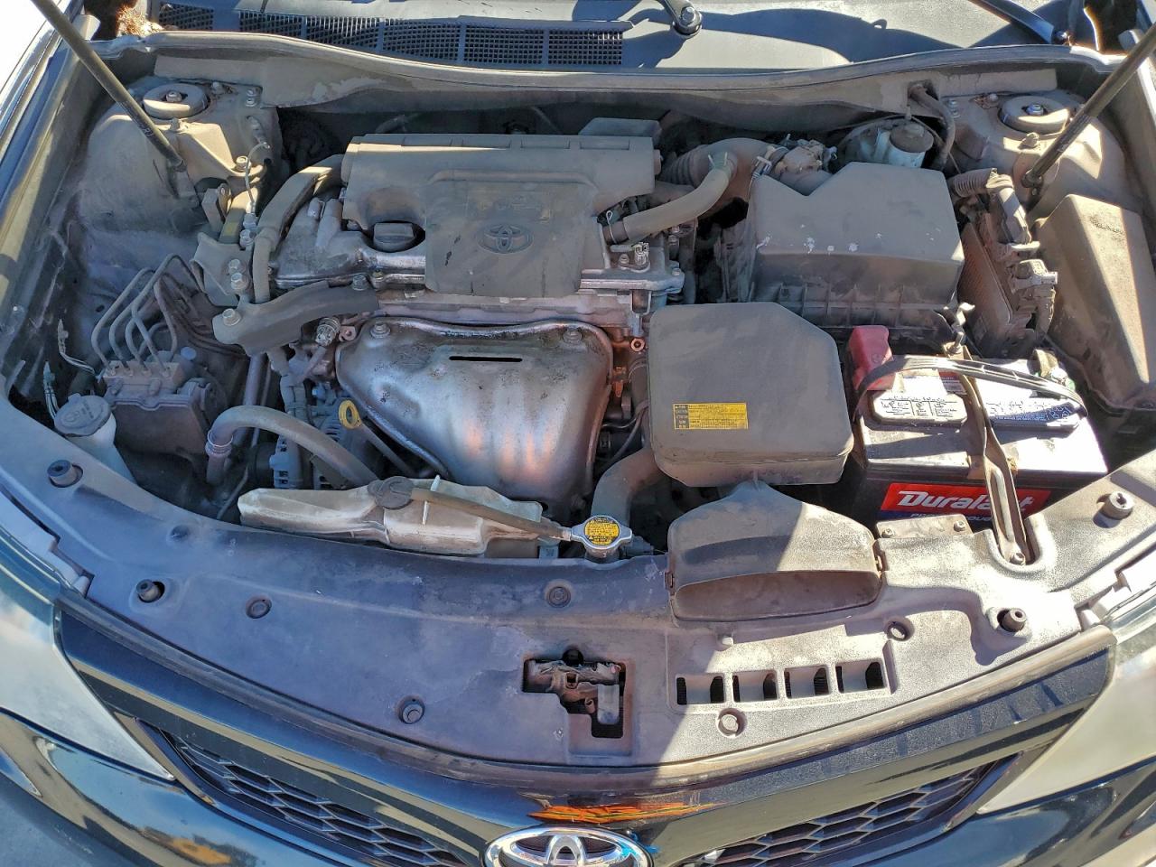 2014 TOYOTA CAMRY L photo 11