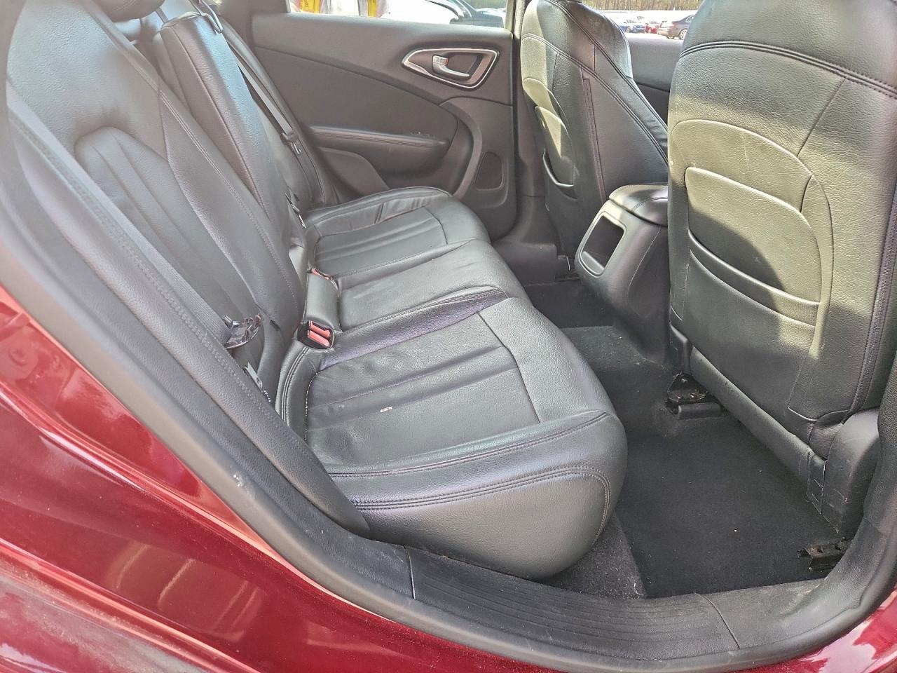 2015 CHRYSLER 200 LIMITED photo 10