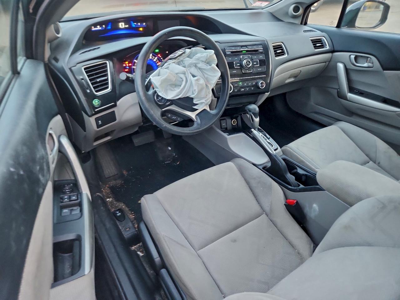 2013 HONDA CIVIC LX photo 8