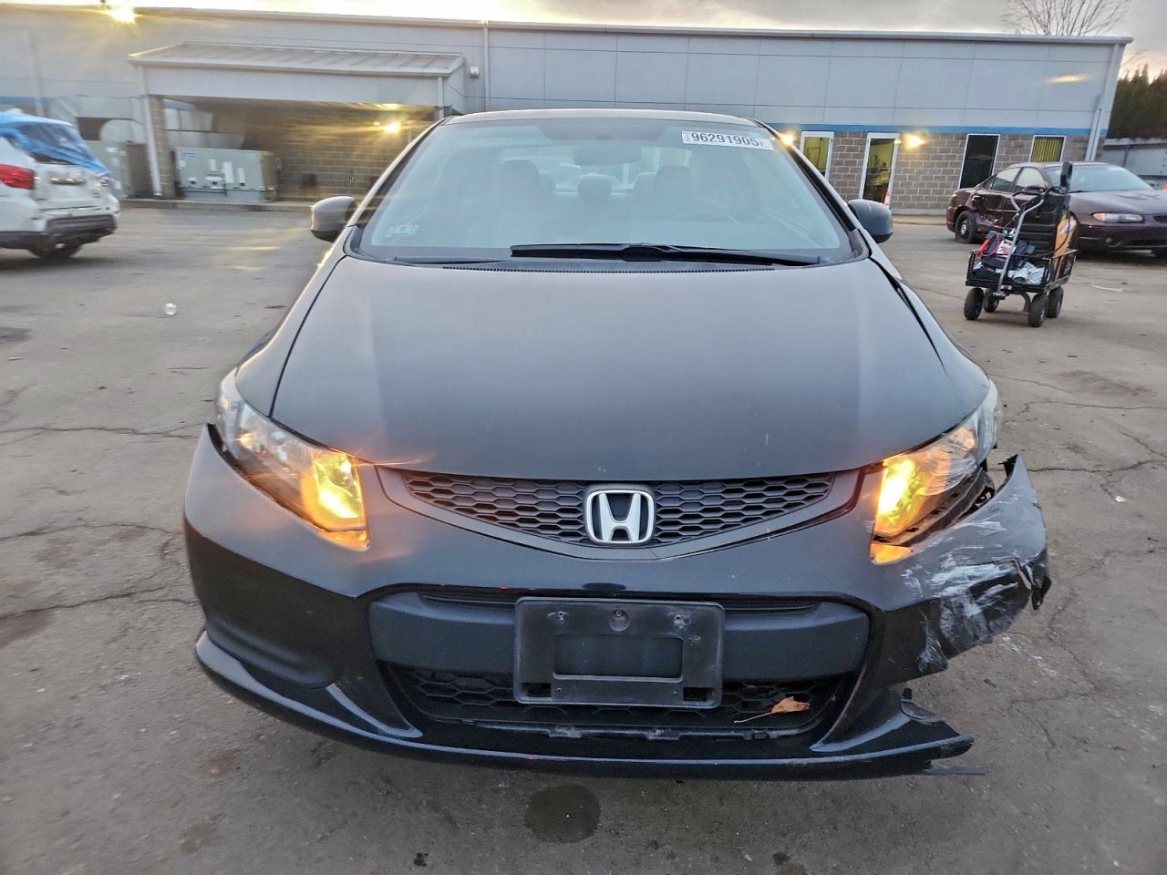 2013 HONDA CIVIC LX photo 5