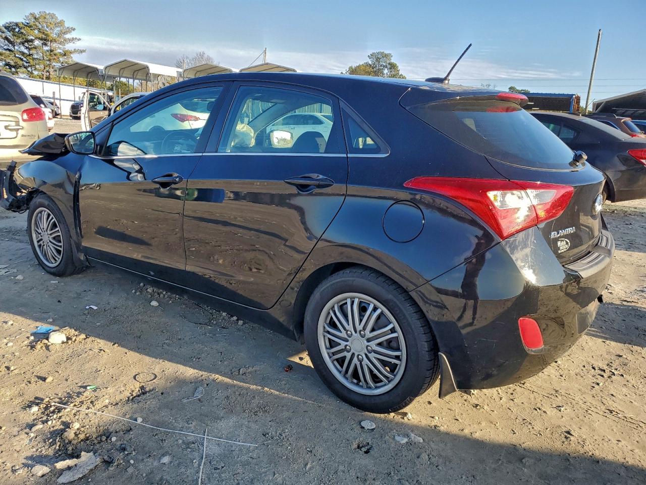 2016 HYUNDAI ELANTRA GT photo 2
