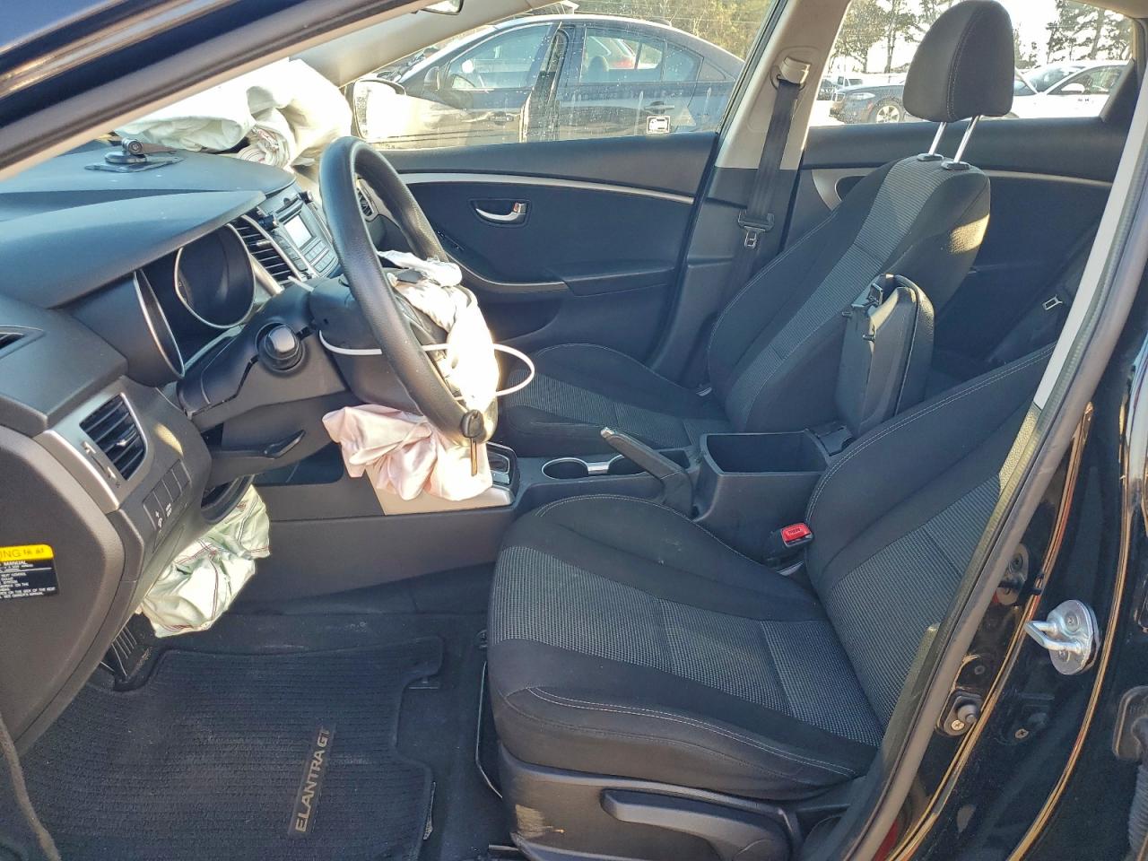 2016 HYUNDAI ELANTRA GT photo 7