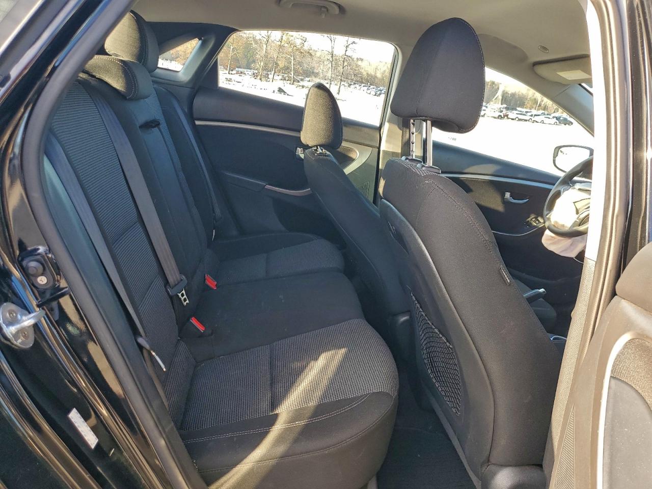 2016 HYUNDAI ELANTRA GT photo 10