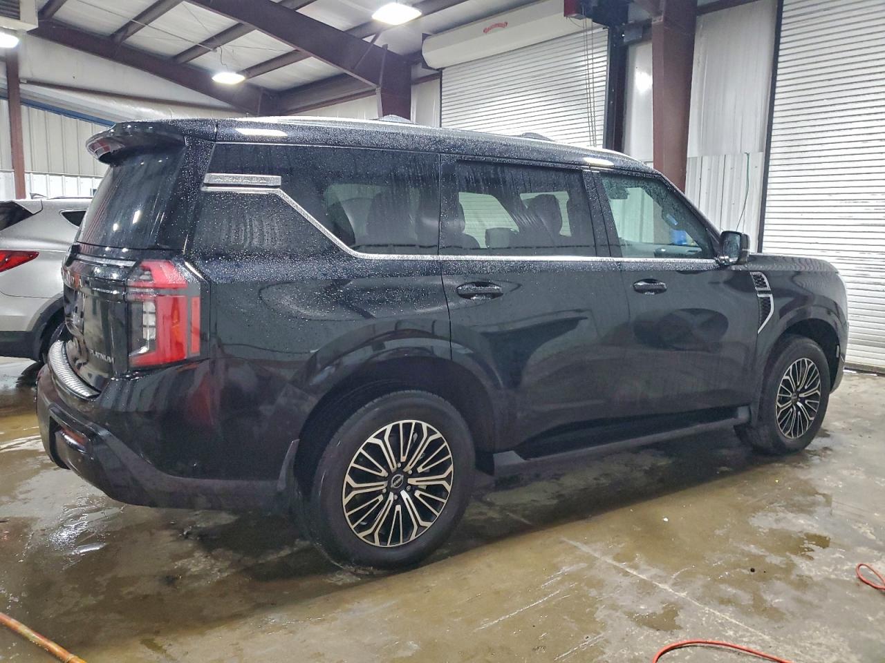 2025 NISSAN ARMADA PLATINUM photo 3