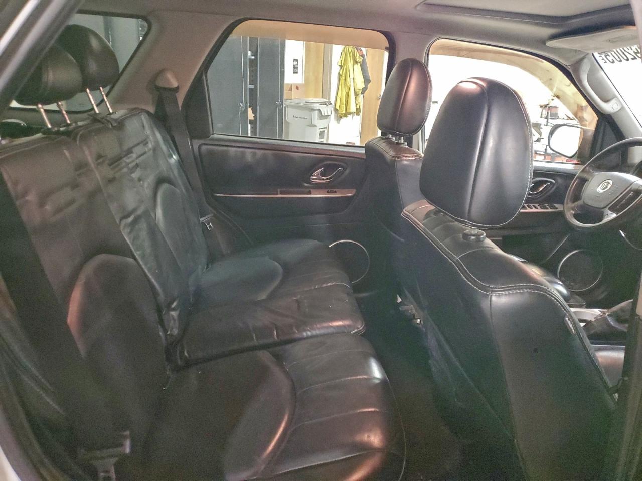 2006 MERCURY MARINER photo 11