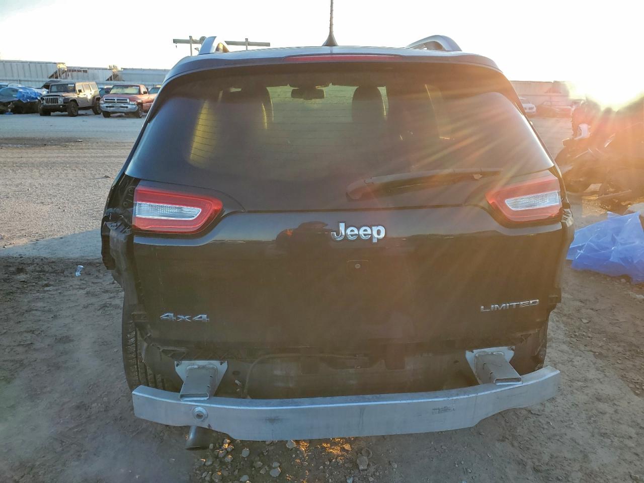 2016 JEEP CHEROKEE LIMITED photo 6