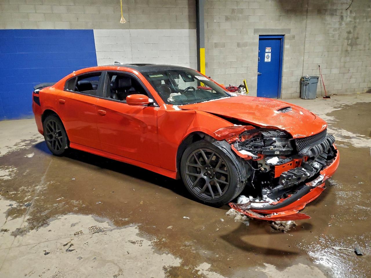 2017 DODGE CHARGER R/T photo 4