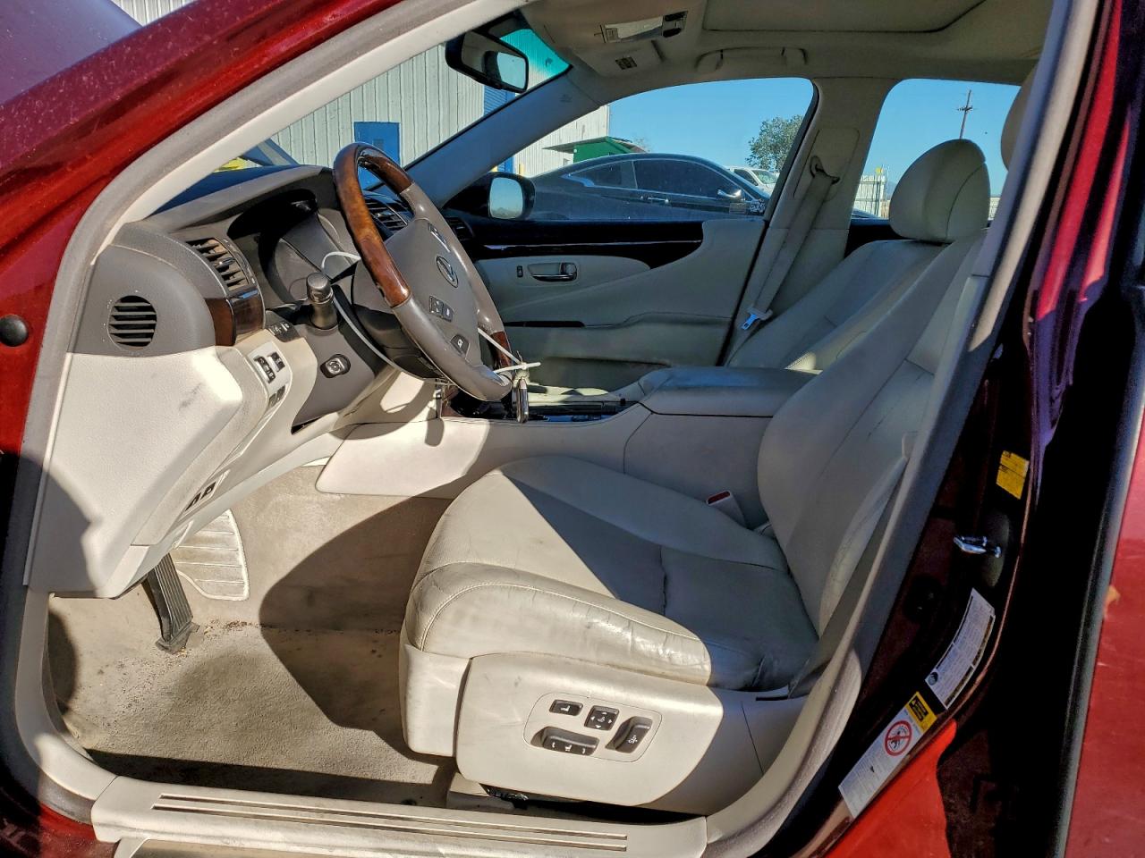 2008 LEXUS LS 460 photo 7