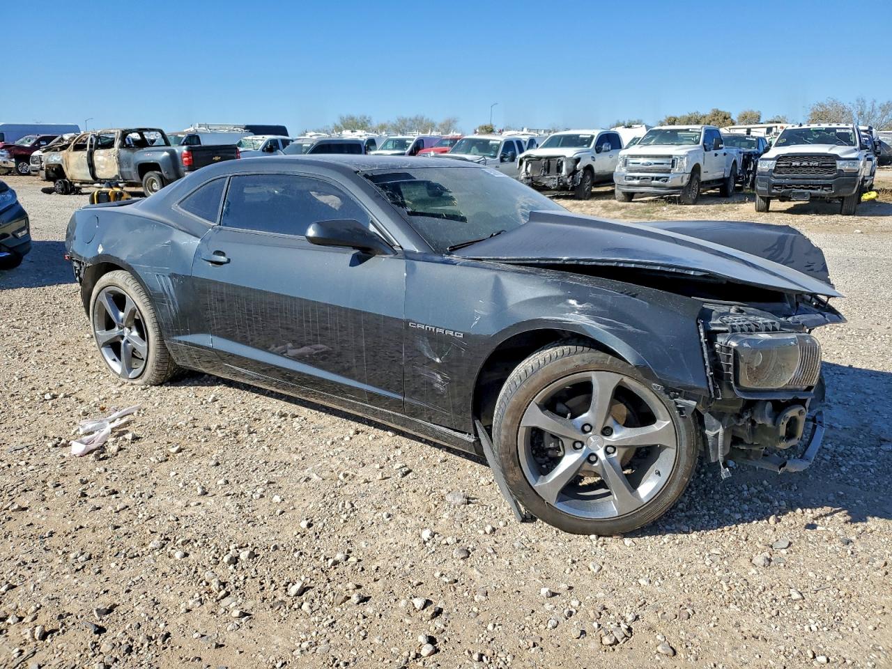 2013 CHEVROLET CAMARO LT photo 4