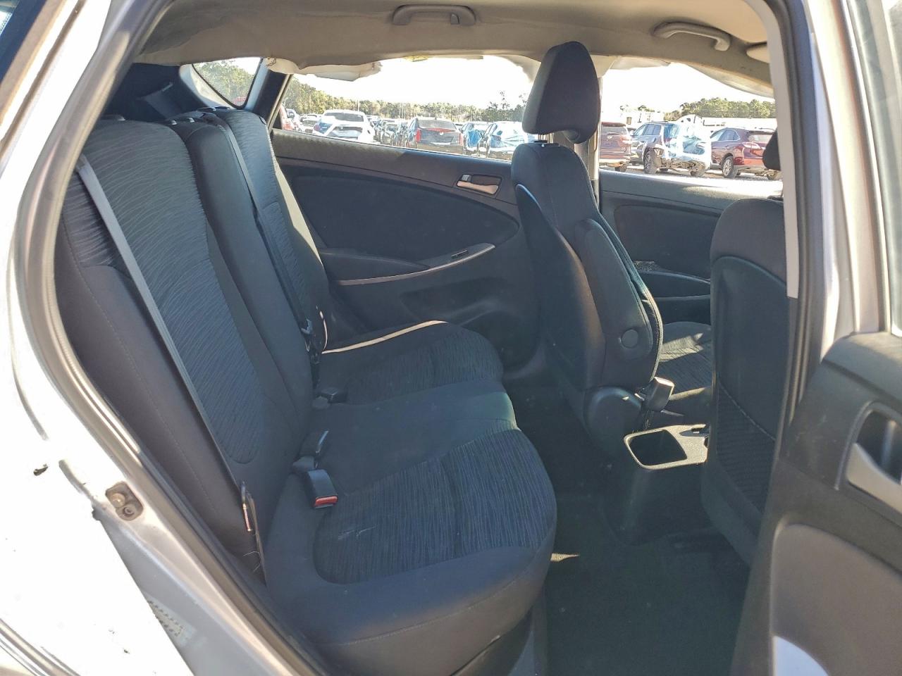 2015 HYUNDAI ACCENT GS photo 10
