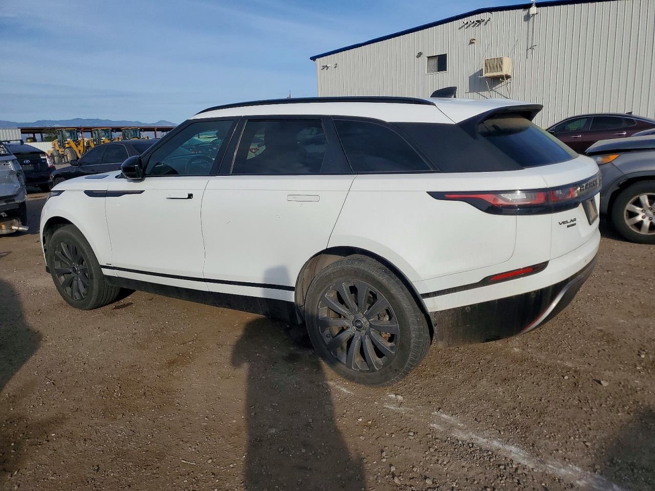 2018 LAND ROVER RANGE ROVER VELAR R-DYNAMIC SE photo 2