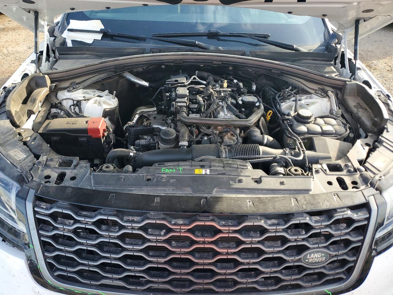 2018 LAND ROVER RANGE ROVER VELAR R-DYNAMIC SE photo 11