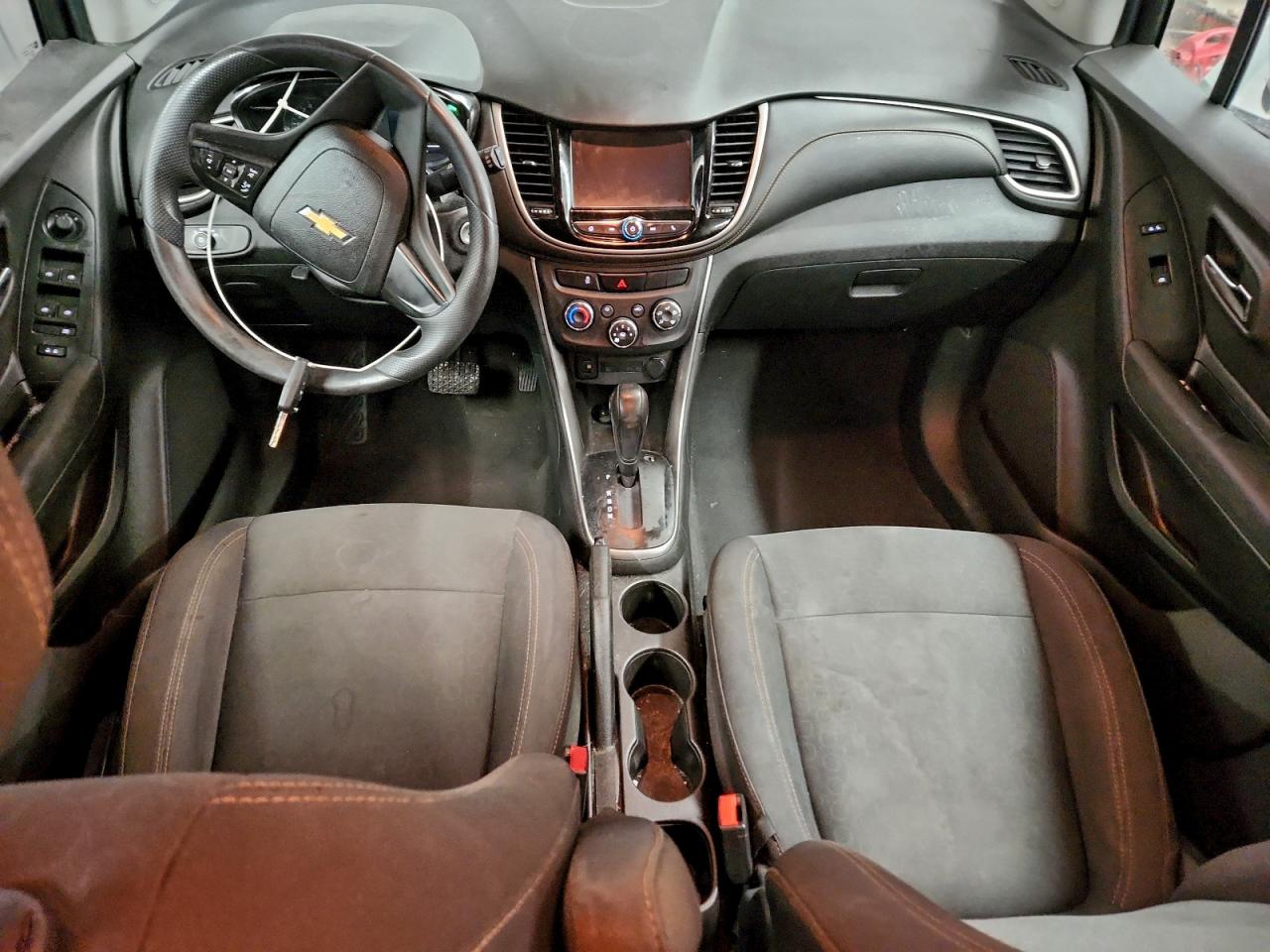 2017 CHEVROLET TRAX LS photo 8