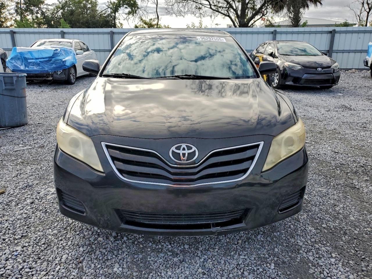 2011 TOYOTA CAMRY BASE photo 5