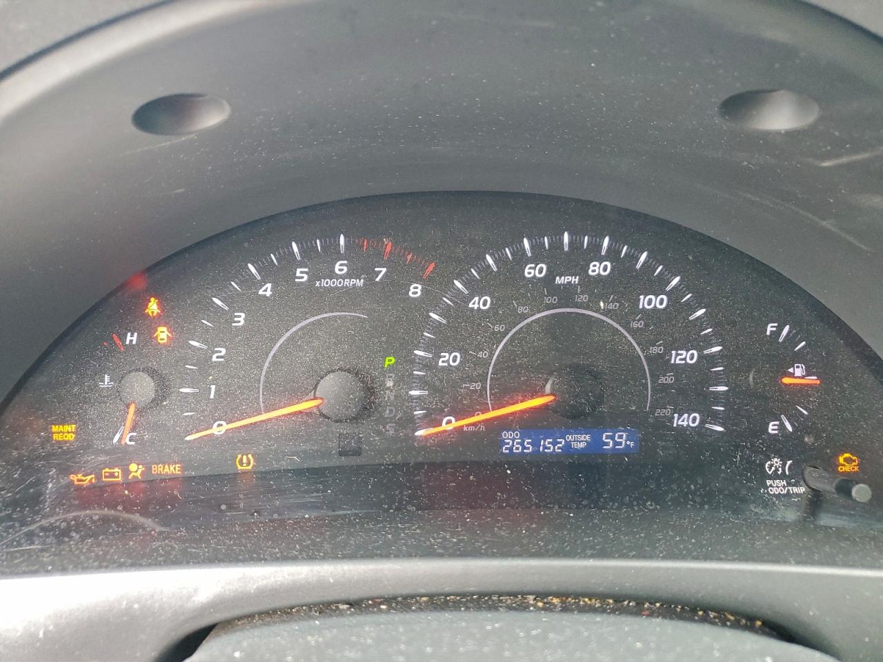 2011 TOYOTA CAMRY BASE photo 9