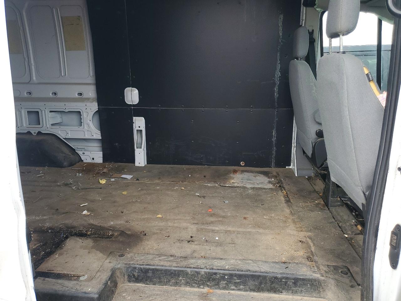2016 FORD TRANSIT T-150 photo 19