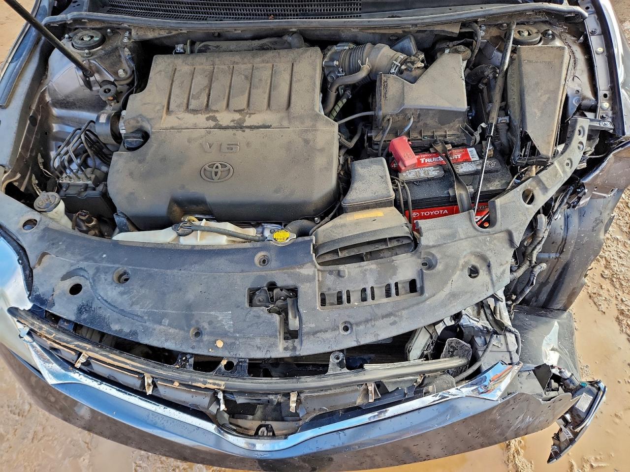 2013 TOYOTA AVALON BASE photo 11