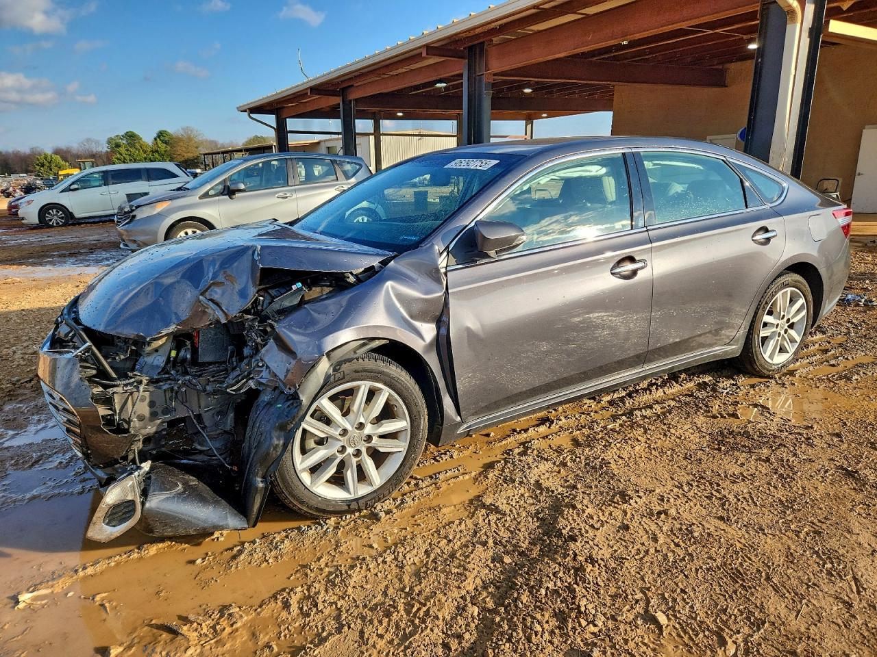 2013 TOYOTA AVALON