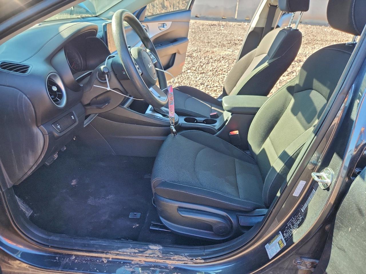2024 KIA FORTE LX photo 7