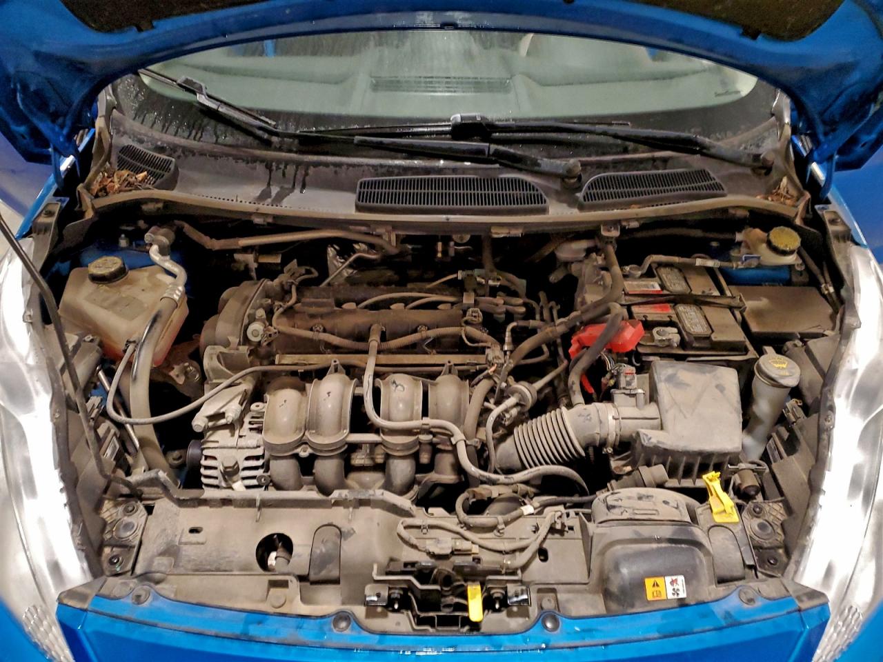 2012 FORD FIESTA SE photo 11