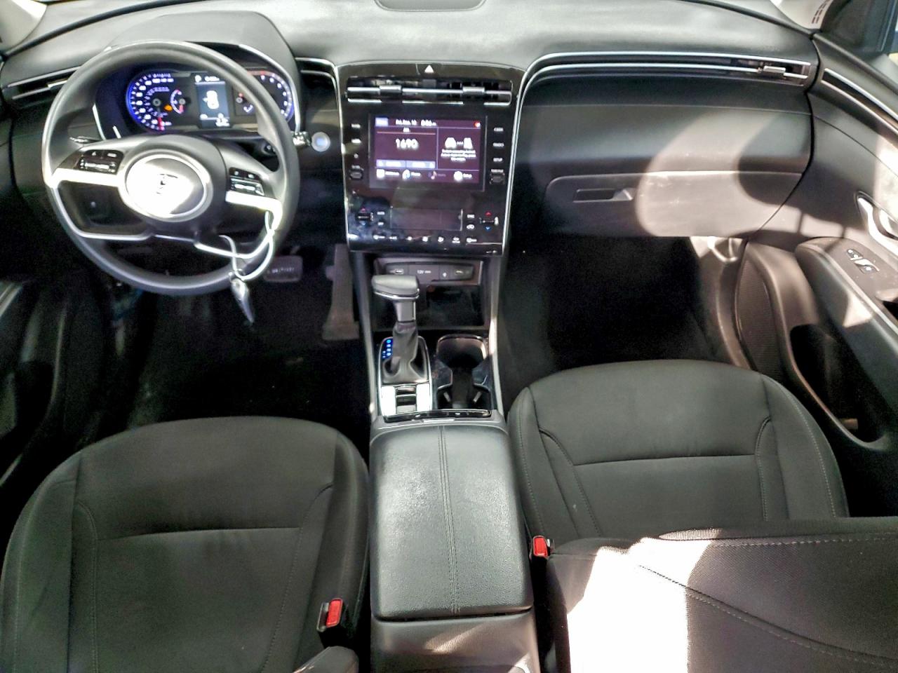 2024 HYUNDAI TUCSON SEL photo 8
